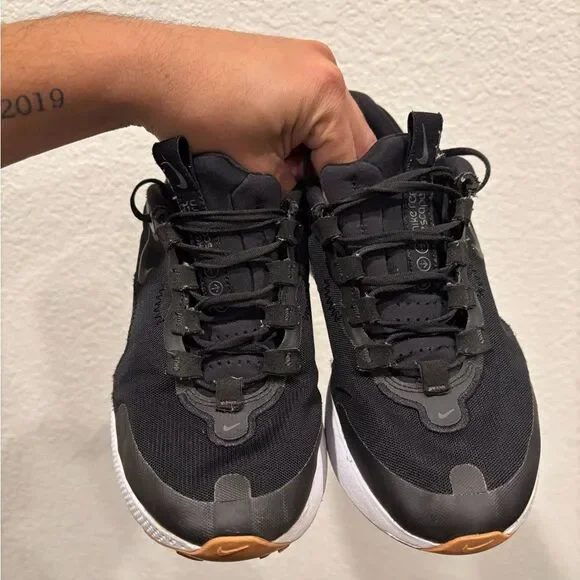 Nike Women's React Escape RN Running Shoes comfort size 8 walking black - Picture 7 of 7